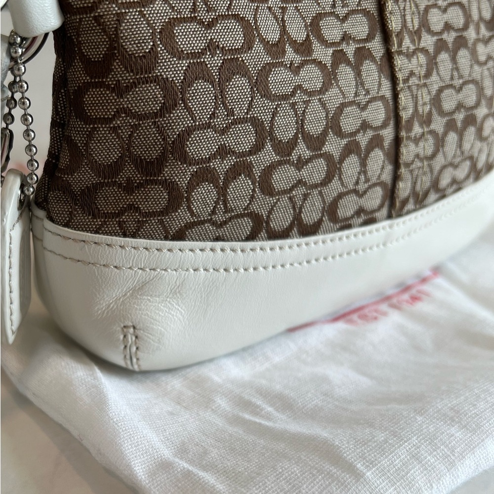Coach Brown Signature Canvas Wristlet with White Leather Trim - Picture 11 of 13